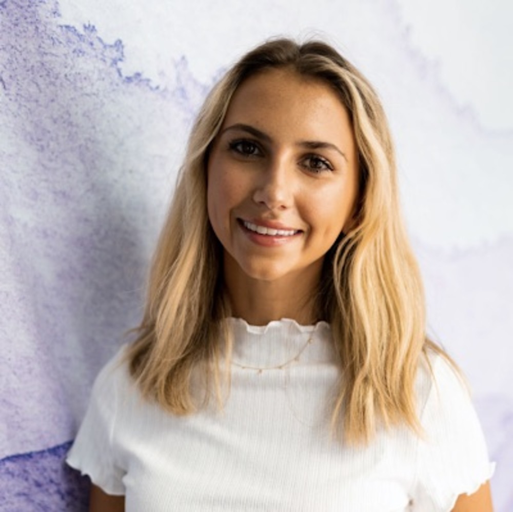 Meet your Posher, Savannah